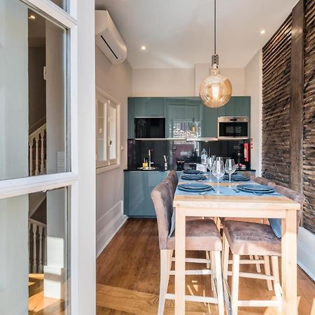 Guestready - Chic Retreat In The Heart Of Porto Apartment Exterior photo